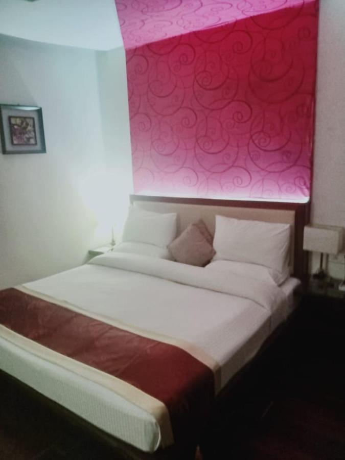 Collection O 64168 Vip International Hotel Kolkata